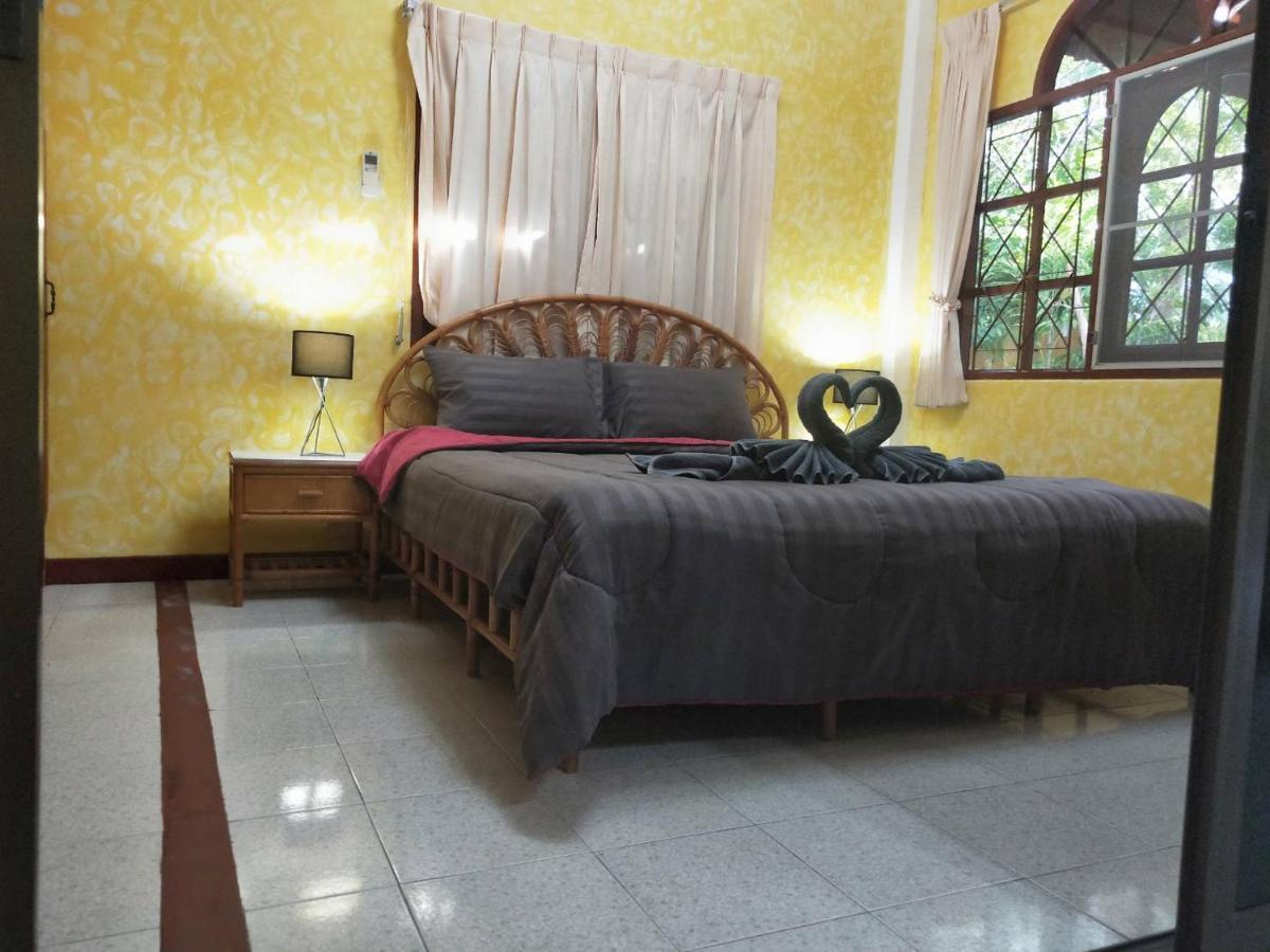 Ban Elephant Blanc Bungalow Ката-Біч Екстер'єр фото
