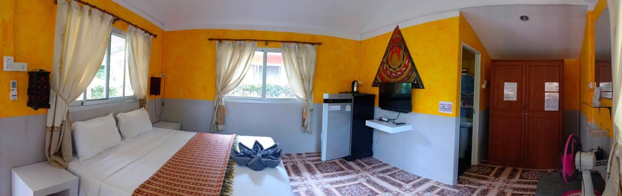 Ban Elephant Blanc Bungalow Ката-Біч Номер фото